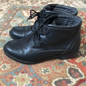Black ankle booties